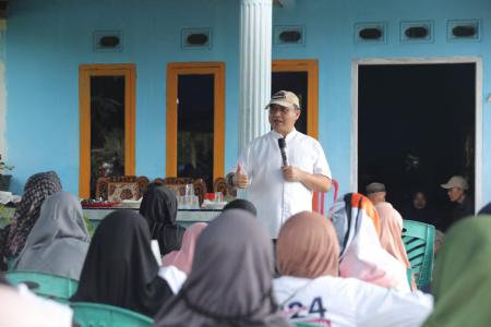 Erzaldi Rosman Ungkap Makna Komunikasi Dalam Keluarga 