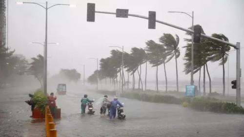 Masyarakat Jangan Remehkan Cuaca Ekstrim Sebelum Hilang Nyawa