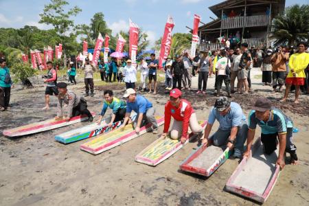 Mengenal 'Betungkah', Tradisi Unik dari Desa Pangkal Niur