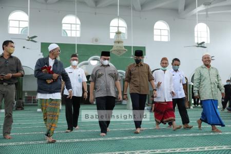 Menteri Sandi dan Gubernur Erzaldi Mencari Keberkahan di Masjid Jamik Pangkalpinang