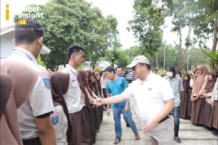 Saat Seniman Ditantang Erzaldi Rosman