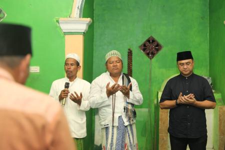 Tengadah Doa dan Selawat Santri untuk Melati