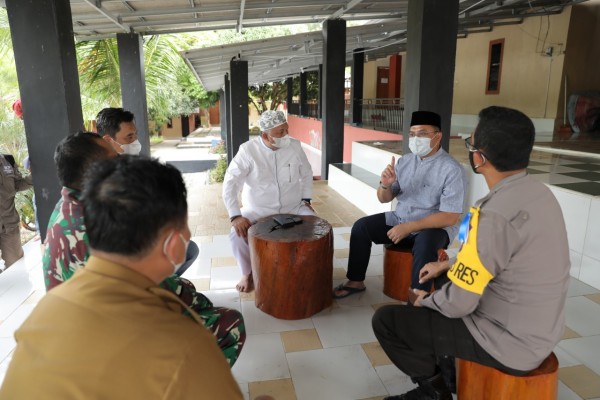 Usai Salurkan Santunan, Gubernur Erzaldi Langsung Gelar Rapat Darurat Penanganan Covid-19 di Muntok